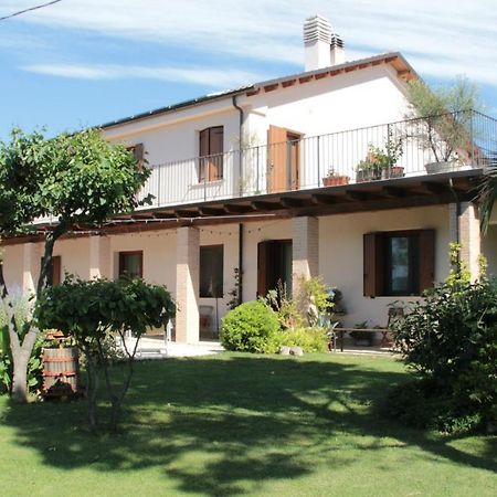 Agriturismo Ponterosa Morrovalle Exterior foto